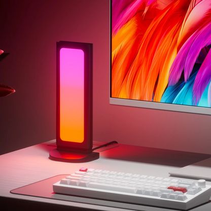 Nanoleaf Pegboard Desk Dock 桌面釘板收納架